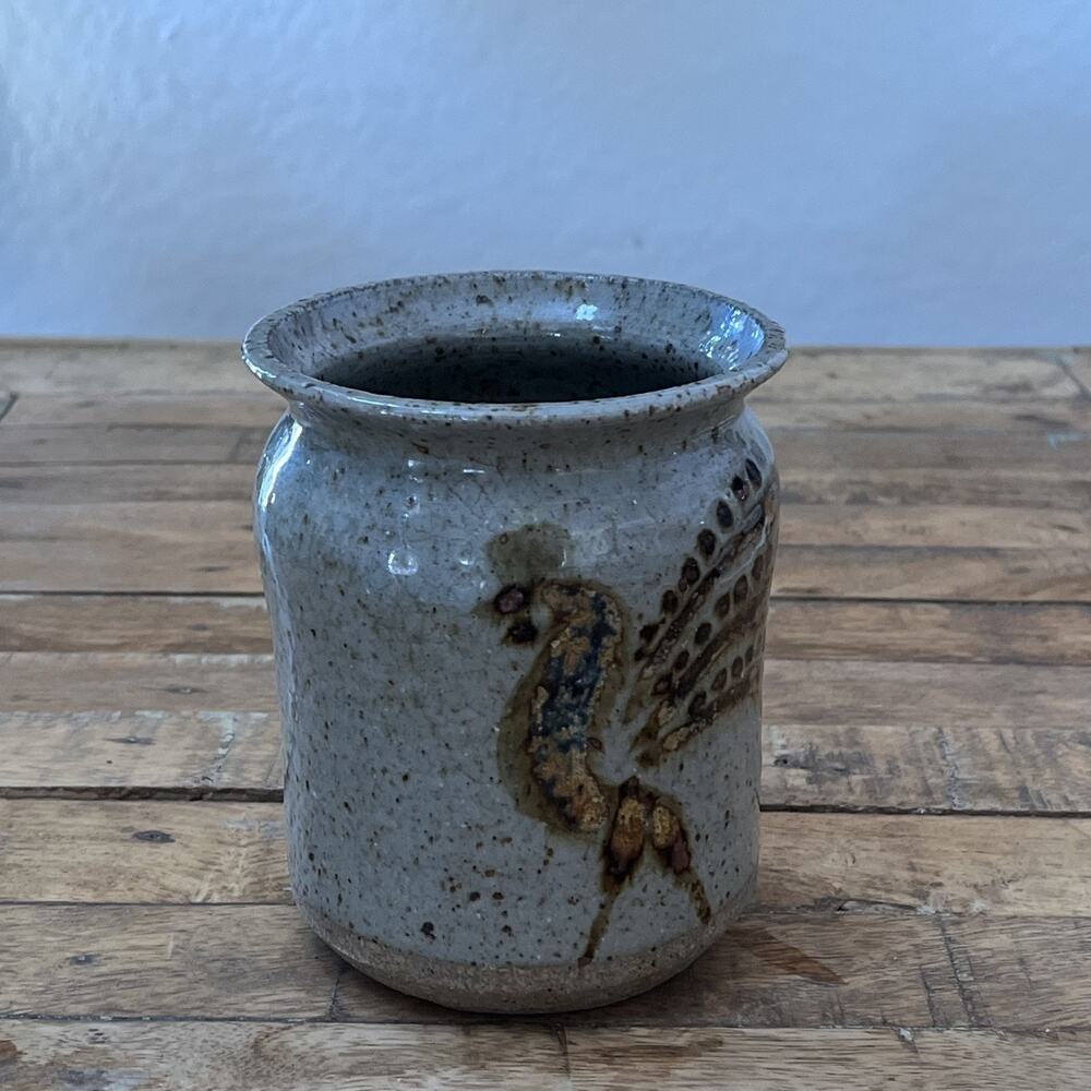 Hand-thrown Studio Pottery Vase 5.5" Gray Speckled Glaze Finish Rooster Motif